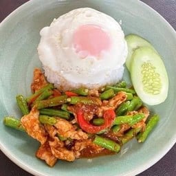 เตี๋ยวไก่ฮาร์ดร๊อค ไม่มีสาขา