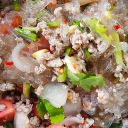 ยำวุ้นเส้นหมูสับ