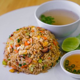 ข้าวผัดเวียดนาม