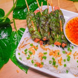 หมูย่างใบชะพลู