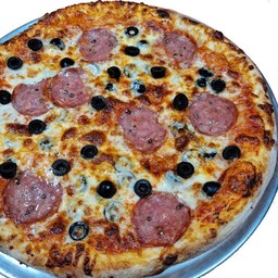 พิซซ่า ซาลามี่ มะกอกดำ