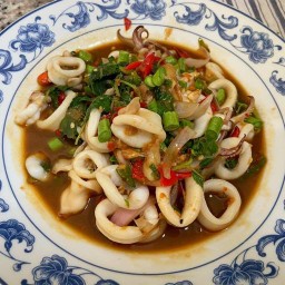 ตามสั่งครัวลุงเมฆ ตามสั่งครัวลุงเมฆสาขา1