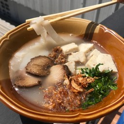 ข้าวต้มเส้น