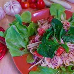 ยำตะไคร้ทูน่า