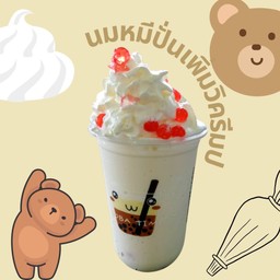 นมหมีออริจินัลปั่นเพิ่มวิปครีม