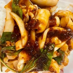 ผัดพริกเผาปลาหมึก