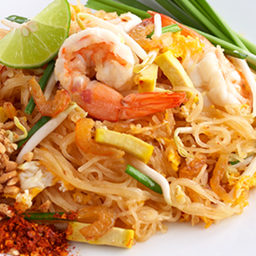 ผัดไทยกุ้งสดสูตรน้ำมะขาม