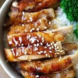 ข้าวหน้าไก่ ย่างซอสเทริยากิ