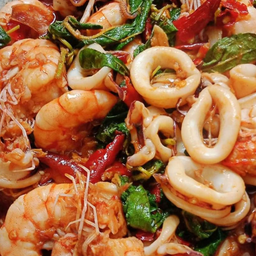 กะเพราทะเล(กับข้าว)