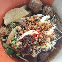 ร้านกะละห์ ก๋วยเตี๋ยวไก่ (สูตรโบราณ)