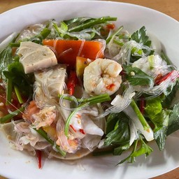 ยำวุ้นเส้นทะเล