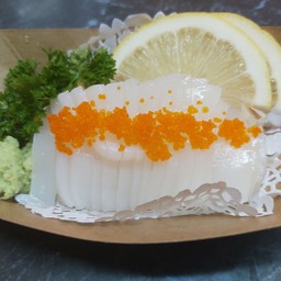 ปลาหมึก ซาชิมิ