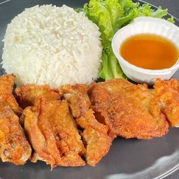 บิ๊กตี๋อาหารและเครื่องดื่ม 70/93พฤษา26ซอย6