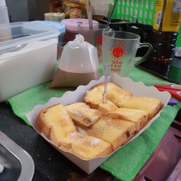 ขนมปังปิ้งเนย-น้ำตาล