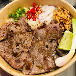 ข้าวผัดมันเนื้อใบพายสุดนุ่มไข่ดอง
