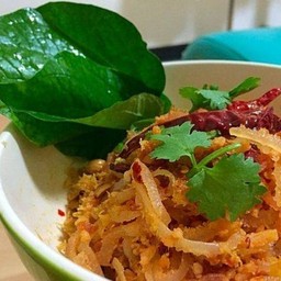 ร้านข้าวยำแหนมคลุกป้าเล็ก