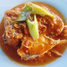 ผัดเผ็ดปลาสวาย.