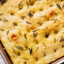 Focaccia garlic rosemary