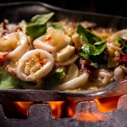 หมึกไข่นึ่งมะนาว