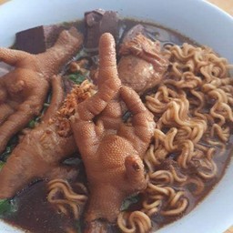 ก๋วยเตี๋ยวไก่มะระ-ก๋วยเตี๋ยวหมูน้ำตก
