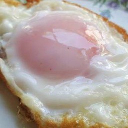 ไข่ดาวไม่สุก