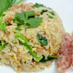 ป้าเพ็ญอาหารตามสั่ง
