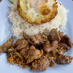 ข้าวทอดกระเทียม