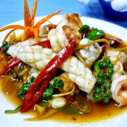 ผัดฉ่าทะเล