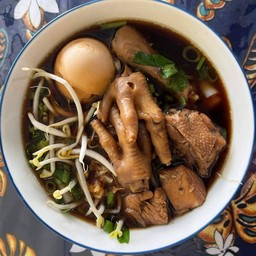 เส้นหมี่หัวโค้งท่าไม้ไผ่ เส้นหมี่หัวโค้งท่าไม้ไผ่