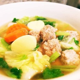 แกงจืดวุ้นเส้นเต้าหู้หมูสับ