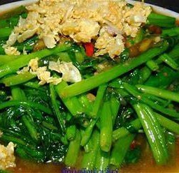 ผัดผักบุ้ง