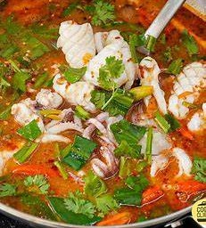 ต้มยำปลาหมึก