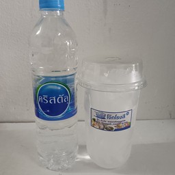 น้ำดื่ม 600 มล + น้ำแข็ง