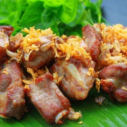 กระดูกอ่อนทอดกระเทียม