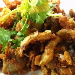 หมูทอดกระเทียม