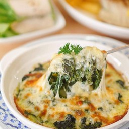 Baked Spanish with cheese