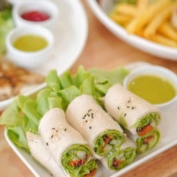 Salad Roll Chicken