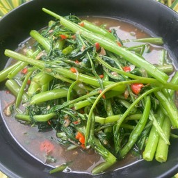 ผัดผักบุ้งกับข้าว