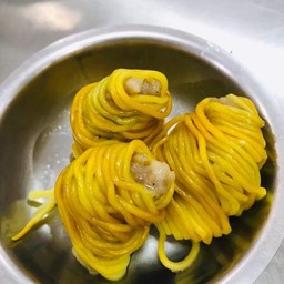 หมูหมี่พัน