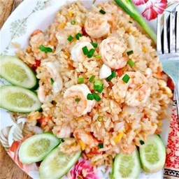 ข้าวผัดกุ้ง จานใหญ่