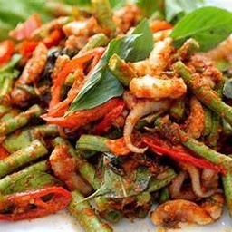 พริกแกงหมึกพิเศษ