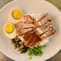 ข้าวขาหมูหมูกรอบ+ไข่ต้ม
