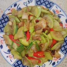 หมูผัดน้ำเต้าอ่อน小葫芦炒肉