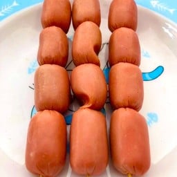 กิน - ไร - ดี ข้าวไข่เจียว ไข่ยู่ยี่ หมึกย่าง หมูปิ้งนมสด ไก่เขย่า แซนวิช สลัด