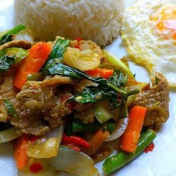 ข้าวราดผัดฉ่า