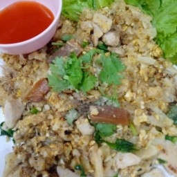 อ้วนดำ ก๋วยเตี๋ยวคั่วไก่ ราชพฤกษ์ ซ.9