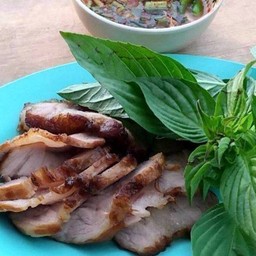 เสื้อร้องให้