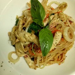 พาสต้าไก่ พริกไทยดำ