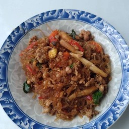 Drunken Glass Noodles Stir-Fry