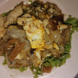 ก๋วยเตี๋ยวคั่วไก่